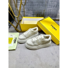 Fendi Low Shoes